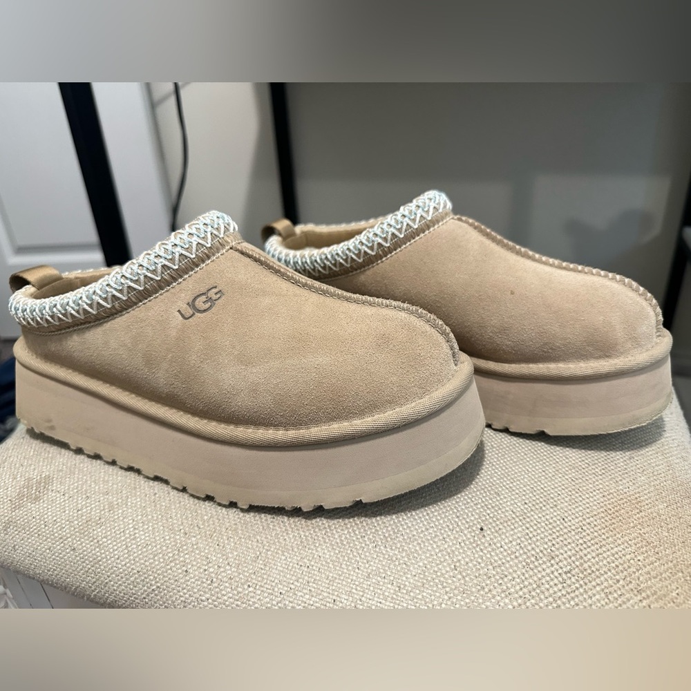 Ugg Tasman platform